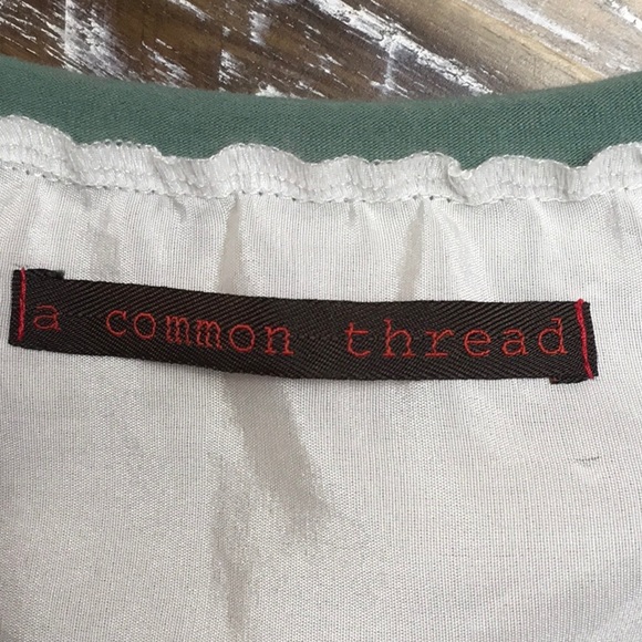 A Common Thread Dress - Picture 7 of 7